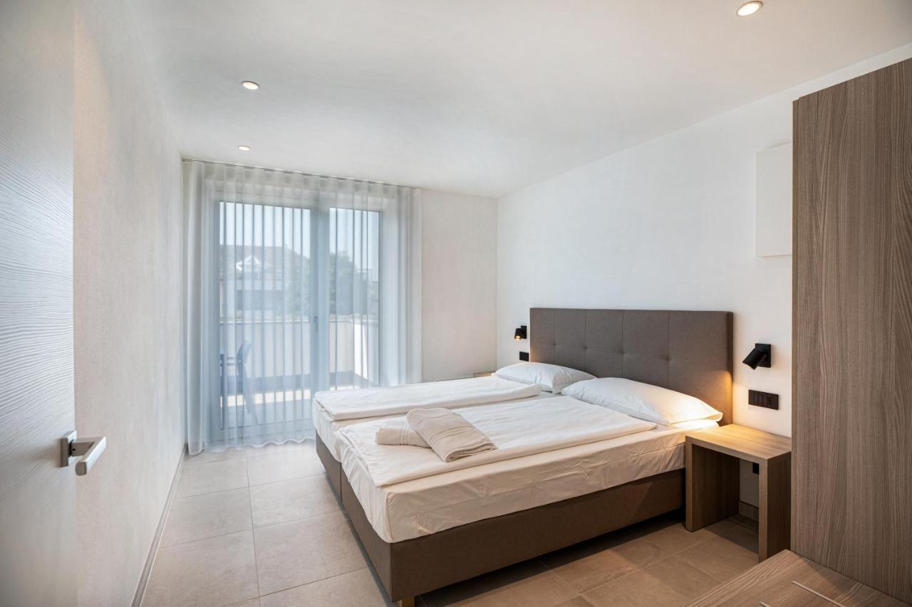 Apartments Curti - Abendrot Laives Luaran gambar